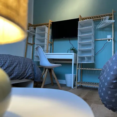 Apartment Bege Company Retreat